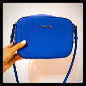 CALVIN KLEIN CROSSBODY/SHOULDER BAG